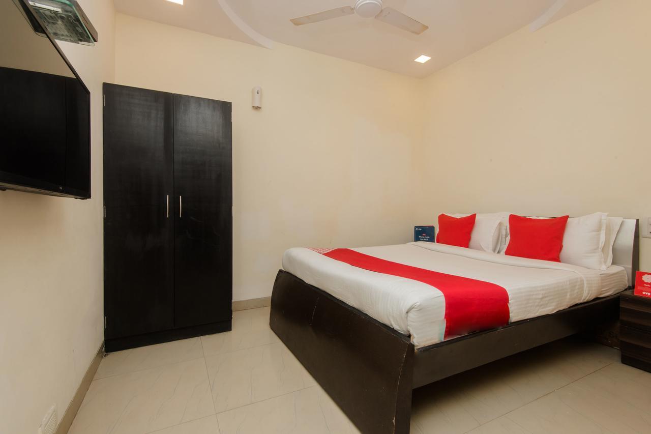 Oyo 10103 Hotel Aviva Bombay Esterno foto