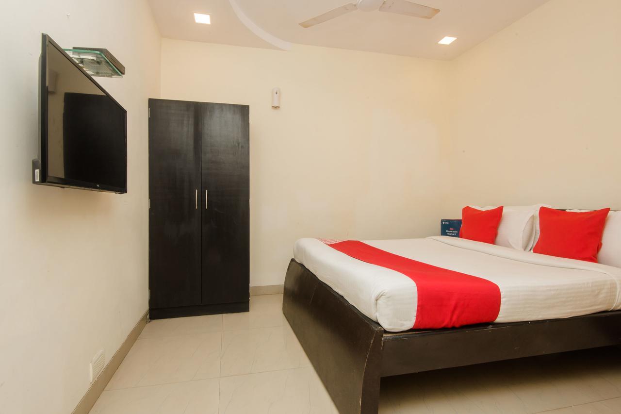 Oyo 10103 Hotel Aviva Bombay Esterno foto